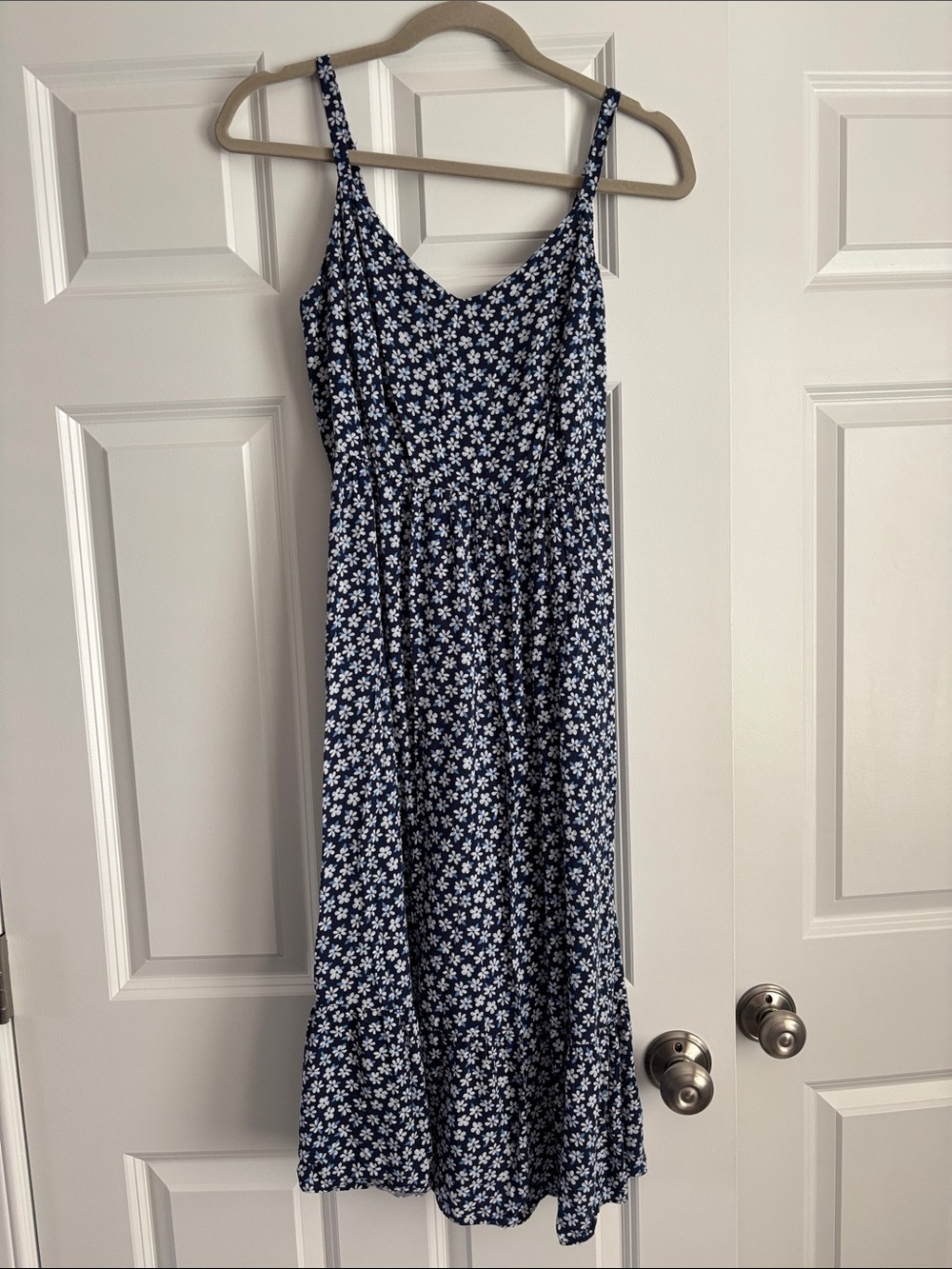 Old Navy Navy and White Floral Midi Dress with Spaghetti Straps